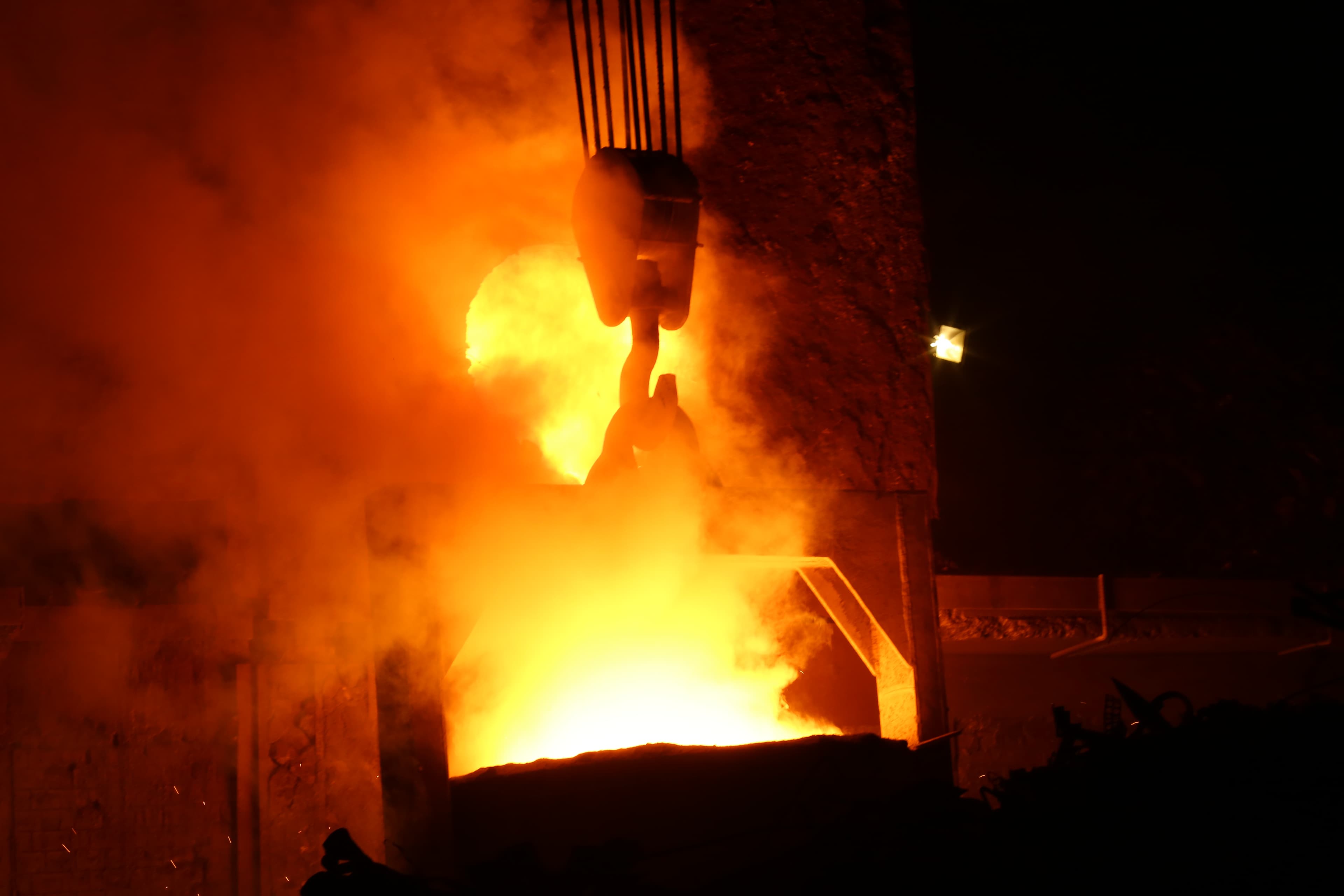AFCO Steel, Melting